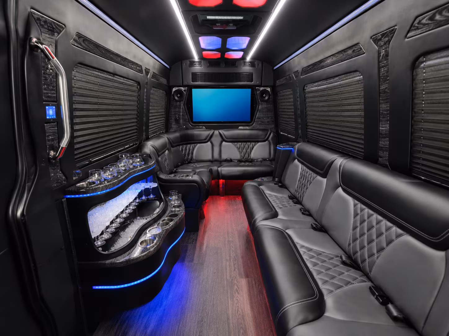 corporate and convention buses built around your high point schedule